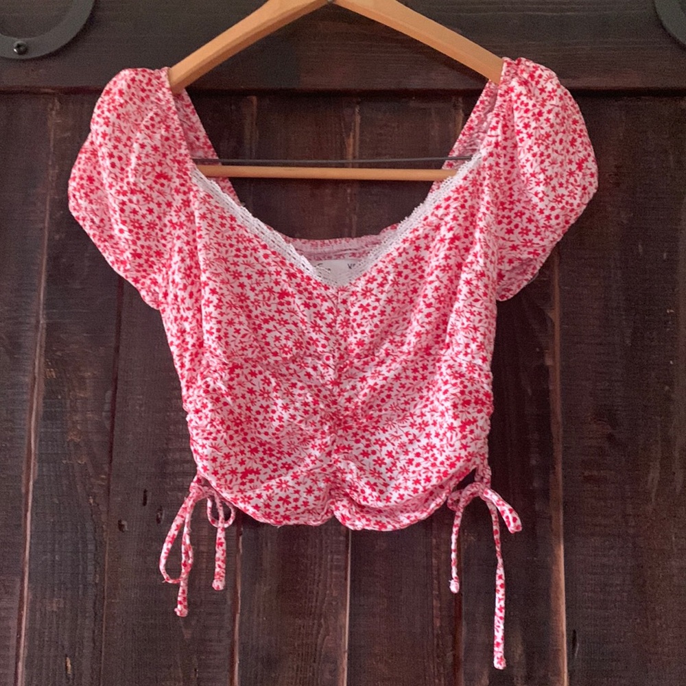 Hollister crop top